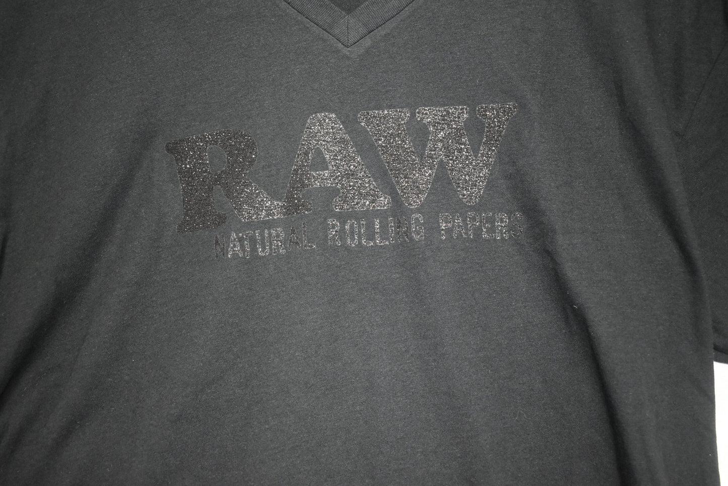 raw life sparkle v neck shirt Large